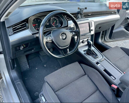 Серый Фольксваген Пассат, объемом двигателя 1.97 л и пробегом 278 тыс. км за 13900 $, фото 30 на Automoto.ua