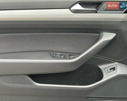 Сірий Фольксваген Пассат, об'ємом двигуна 2 л та пробігом 283 тис. км за 14990 $, фото 22 на Automoto.ua