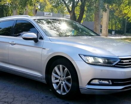 Серый Фольксваген Пассат, объемом двигателя 2 л и пробегом 275 тыс. км за 13500 $, фото 2 на Automoto.ua