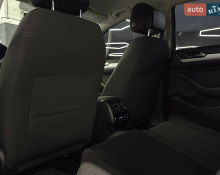 Серый Фольксваген Пассат, объемом двигателя 2 л и пробегом 257 тыс. км за 13599 $, фото 19 на Automoto.ua