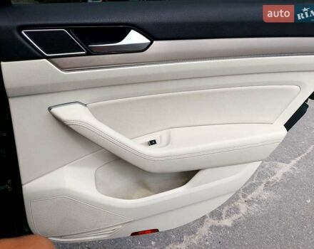 Сірий Фольксваген Пассат, об'ємом двигуна 1.97 л та пробігом 243 тис. км за 15500 $, фото 16 на Automoto.ua