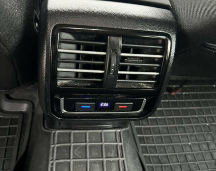 Серый Фольксваген Пассат, объемом двигателя 1.97 л и пробегом 218 тыс. км за 11800 $, фото 11 на Automoto.ua