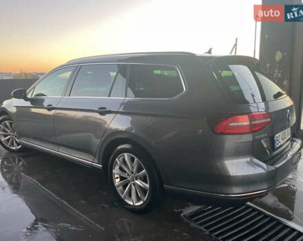 Серый Фольксваген Пассат, объемом двигателя 1.97 л и пробегом 289 тыс. км за 15200 $, фото 2 на Automoto.ua