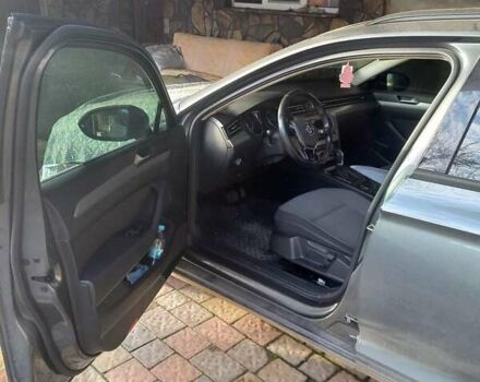 Серый Фольксваген Пассат, объемом двигателя 1.6 л и пробегом 202 тыс. км за 14600 $, фото 3 на Automoto.ua