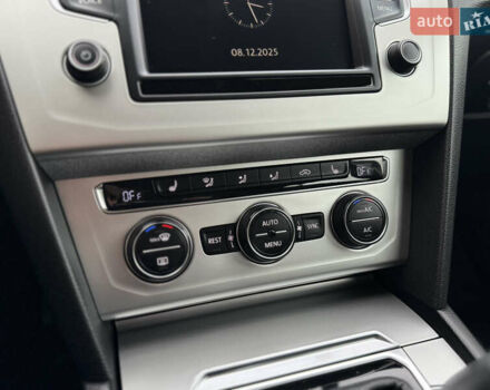 Серый Фольксваген Пассат, объемом двигателя 2 л и пробегом 248 тыс. км за 13750 $, фото 98 на Automoto.ua