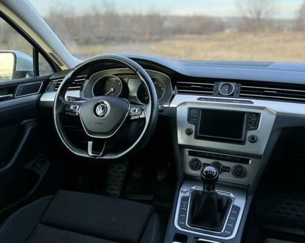 Сірий Фольксваген Пассат, об'ємом двигуна 1.6 л та пробігом 200 тис. км за 14200 $, фото 3 на Automoto.ua