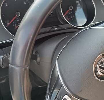 Серый Фольксваген Пассат, объемом двигателя 1.6 л и пробегом 235 тыс. км за 12800 $, фото 70 на Automoto.ua