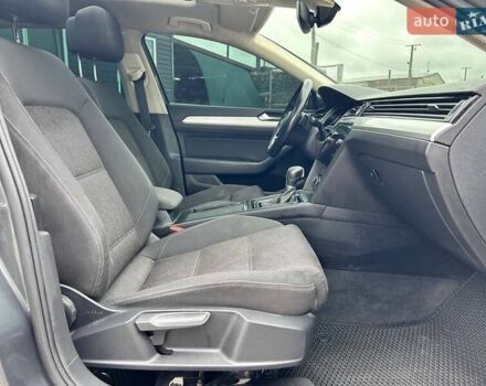 Серый Фольксваген Пассат, объемом двигателя 1.97 л и пробегом 334 тыс. км за 13000 $, фото 36 на Automoto.ua