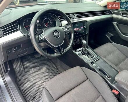 Серый Фольксваген Пассат, объемом двигателя 1.97 л и пробегом 334 тыс. км за 13000 $, фото 14 на Automoto.ua