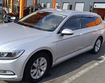 Серый Фольксваген Пассат, объемом двигателя 1.6 л и пробегом 235 тыс. км за 12800 $, фото 3 на Automoto.ua