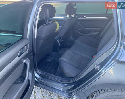 Сірий Фольксваген Пассат, об'ємом двигуна 1.6 л та пробігом 239 тис. км за 14300 $, фото 14 на Automoto.ua