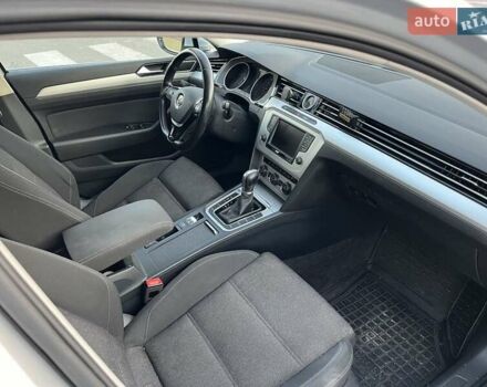 Сірий Фольксваген Пассат, об'ємом двигуна 2 л та пробігом 215 тис. км за 15500 $, фото 6 на Automoto.ua