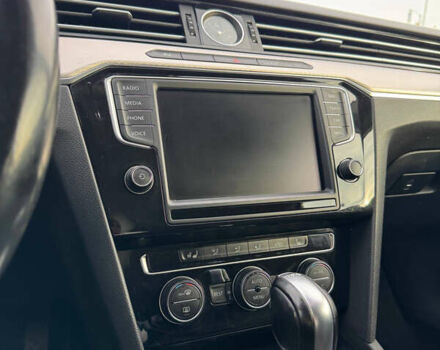 Серый Фольксваген Пассат, объемом двигателя 2 л и пробегом 277 тыс. км за 14000 $, фото 1 на Automoto.ua