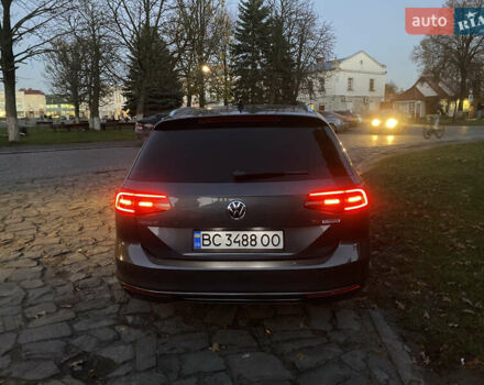 Сірий Фольксваген Пассат, об'ємом двигуна 1.6 л та пробігом 239 тис. км за 14300 $, фото 5 на Automoto.ua