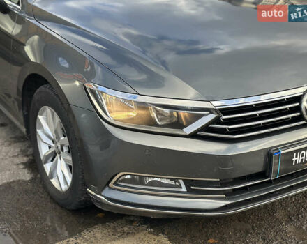 Серый Фольксваген Пассат, объемом двигателя 2 л и пробегом 370 тыс. км за 13999 $, фото 9 на Automoto.ua