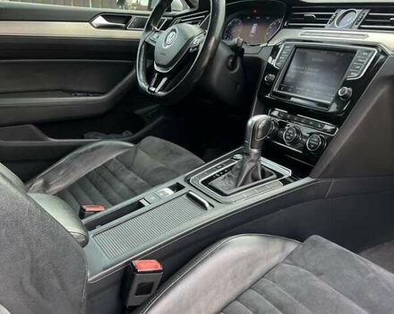 Серый Фольксваген Пассат, объемом двигателя 1.6 л и пробегом 278 тыс. км за 13300 $, фото 22 на Automoto.ua