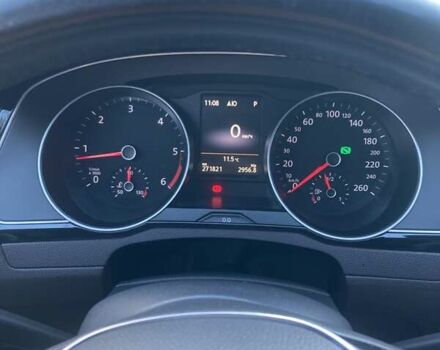 Фольксваген Пассат 2015 в Киеве на Automoto.ua Серый Фольксваген Пассат, объемом двигателя 1.97 л и пробегом 272 тыс. км за 16800 $, фото 4 на Automoto.ua