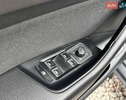 Серый Фольксваген Пассат, объемом двигателя 1.97 л и пробегом 334 тыс. км за 13000 $, фото 12 на Automoto.ua