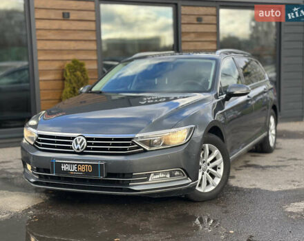 Серый Фольксваген Пассат, объемом двигателя 2 л и пробегом 370 тыс. км за 13999 $, фото 1 на Automoto.ua