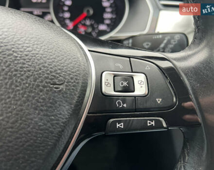 Серый Фольксваген Пассат, объемом двигателя 1.97 л и пробегом 218 тыс. км за 11800 $, фото 15 на Automoto.ua