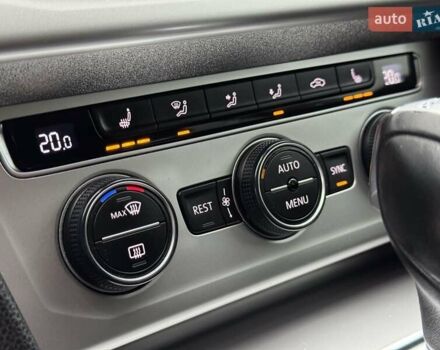 Серый Фольксваген Пассат, объемом двигателя 2 л и пробегом 273 тыс. км за 13800 $, фото 26 на Automoto.ua