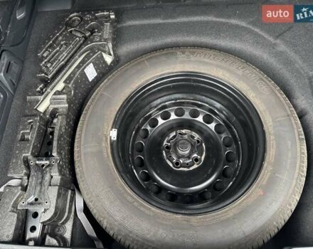 Серый Фольксваген Пассат, объемом двигателя 2 л и пробегом 273 тыс. км за 13800 $, фото 19 на Automoto.ua