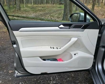 Сірий Фольксваген Пассат, об'ємом двигуна 2 л та пробігом 221 тис. км за 14500 $, фото 10 на Automoto.ua