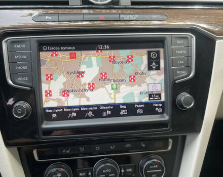 Серый Фольксваген Пассат, объемом двигателя 2 л и пробегом 245 тыс. км за 17995 $, фото 12 на Automoto.ua