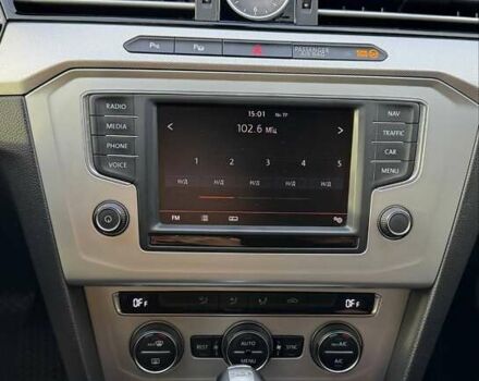 Сірий Фольксваген Пассат, об'ємом двигуна 1.6 л та пробігом 357 тис. км за 12999 $, фото 12 на Automoto.ua