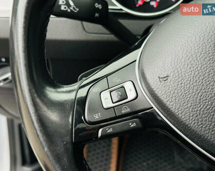 Сірий Фольксваген Пассат, об'ємом двигуна 1.97 л та пробігом 309 тис. км за 13900 $, фото 29 на Automoto.ua