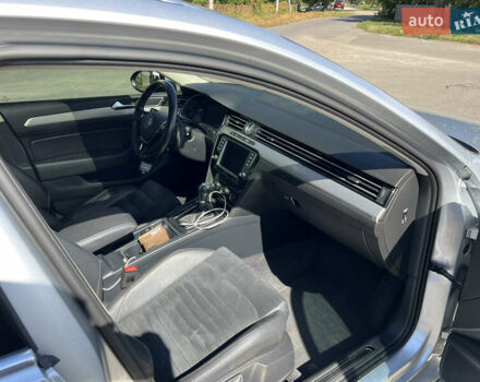 Серый Фольксваген Пассат, объемом двигателя 1.97 л и пробегом 315 тыс. км за 18000 $, фото 38 на Automoto.ua