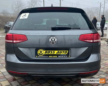 Сірий Фольксваген Пассат, об'ємом двигуна 2 л та пробігом 261 тис. км за 16000 $, фото 4 на Automoto.ua