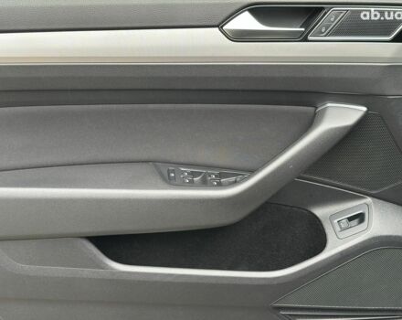 Серый Фольксваген Пассат, объемом двигателя 2 л и пробегом 283 тыс. км за 14990 $, фото 22 на Automoto.ua