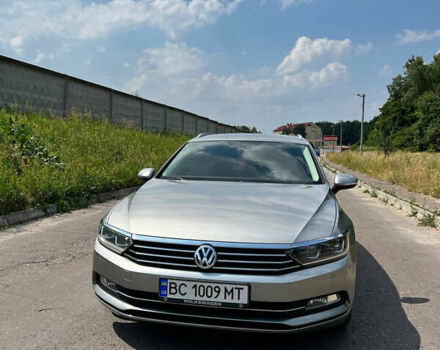 Серый Фольксваген Пассат, объемом двигателя 1.6 л и пробегом 305 тыс. км за 14000 $, фото 2 на Automoto.ua