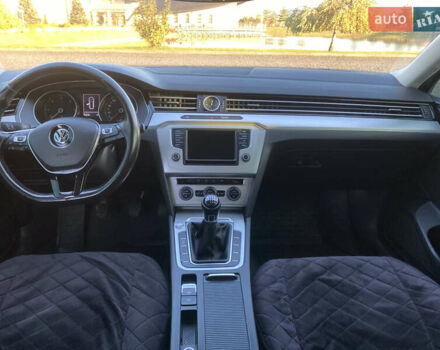 Сірий Фольксваген Пассат, об'ємом двигуна 1.6 л та пробігом 239 тис. км за 14300 $, фото 15 на Automoto.ua