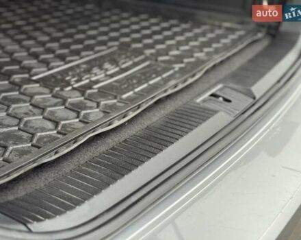 Серый Фольксваген Пассат, объемом двигателя 2 л и пробегом 273 тыс. км за 13800 $, фото 18 на Automoto.ua