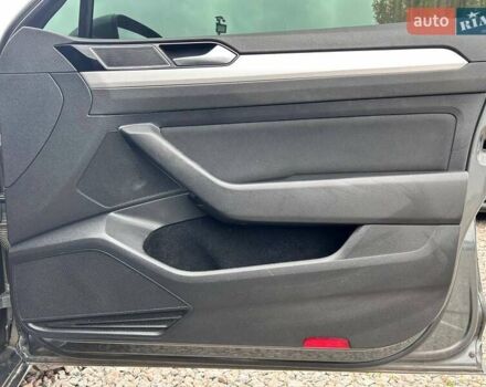 Серый Фольксваген Пассат, объемом двигателя 1.97 л и пробегом 334 тыс. км за 13000 $, фото 35 на Automoto.ua