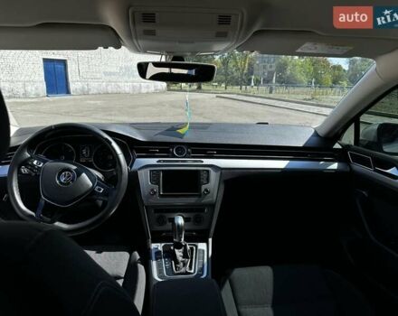 Сірий Фольксваген Пассат, об'ємом двигуна 2 л та пробігом 303 тис. км за 13700 $, фото 14 на Automoto.ua