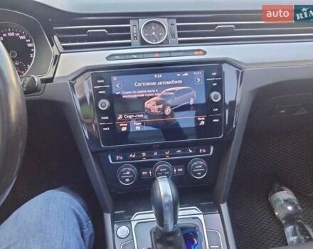 Серый Фольксваген Пассат, объемом двигателя 1.97 л и пробегом 329 тыс. км за 14800 $, фото 5 на Automoto.ua