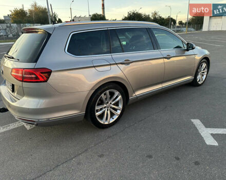 Серый Фольксваген Пассат, объемом двигателя 1.97 л и пробегом 208 тыс. км за 18000 $, фото 4 на Automoto.ua