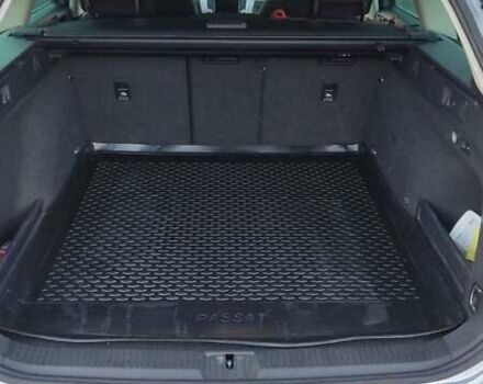 Серый Фольксваген Пассат, объемом двигателя 1.97 л и пробегом 252 тыс. км за 14300 $, фото 9 на Automoto.ua