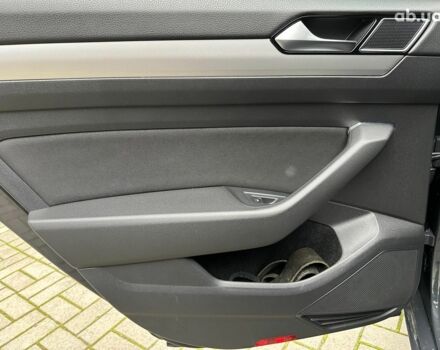 Серый Фольксваген Пассат, объемом двигателя 2 л и пробегом 283 тыс. км за 14990 $, фото 13 на Automoto.ua