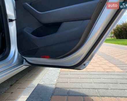 Серый Фольксваген Пассат, объемом двигателя 1.97 л и пробегом 292 тыс. км за 13400 $, фото 10 на Automoto.ua