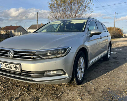 Фольксваген Пассат 2015 в Львове на Automoto.ua Серый Фольксваген Пассат, объемом двигателя 1.97 л и пробегом 315 тыс. км за 13500 $, фото 1 на Automoto.ua