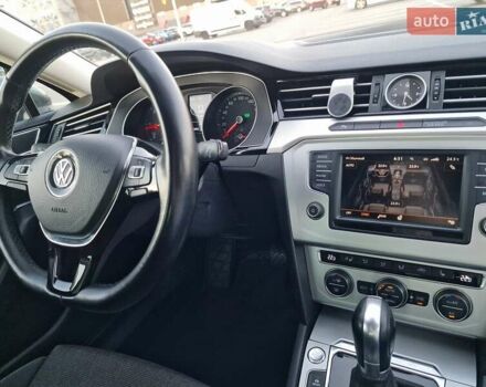 Сірий Фольксваген Пассат, об'ємом двигуна 1.97 л та пробігом 300 тис. км за 14200 $, фото 16 на Automoto.ua