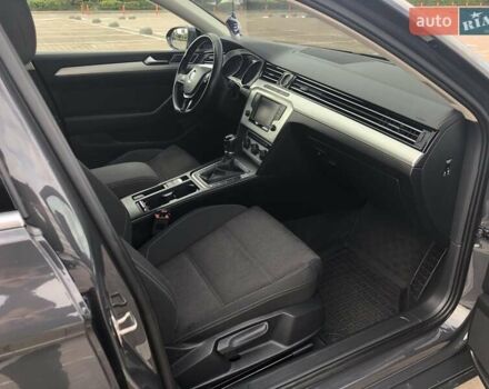 Сірий Фольксваген Пассат, об'ємом двигуна 2 л та пробігом 243 тис. км за 14800 $, фото 17 на Automoto.ua