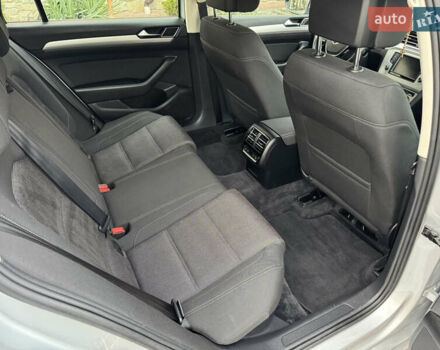 Серый Фольксваген Пассат, объемом двигателя 2 л и пробегом 248 тыс. км за 13750 $, фото 106 на Automoto.ua