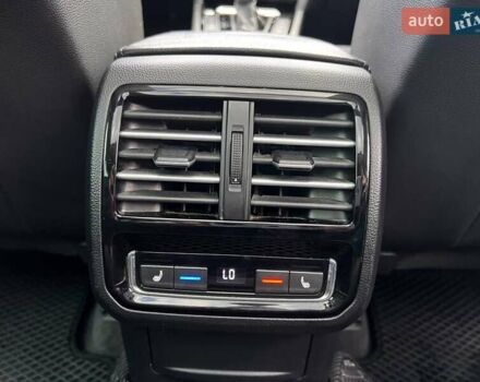 Фольксваген Пассат 2015 в Ивано-Франковске на Automoto.ua Серый Фольксваген Пассат, объемом двигателя 1.97 л и пробегом 293 тыс. км за 17600 $, фото 21 на Automoto.ua