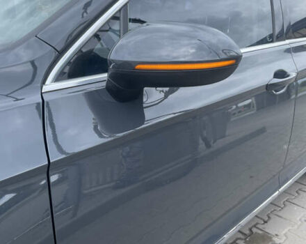 Серый Фольксваген Пассат, объемом двигателя 2 л и пробегом 245 тыс. км за 17995 $, фото 2 на Automoto.ua