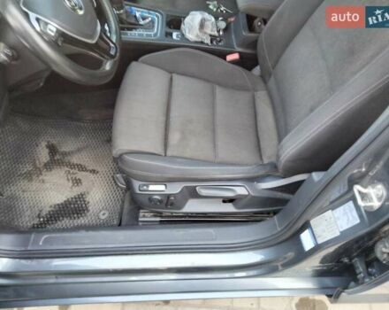 Серый Фольксваген Пассат, объемом двигателя 1.97 л и пробегом 329 тыс. км за 14800 $, фото 6 на Automoto.ua